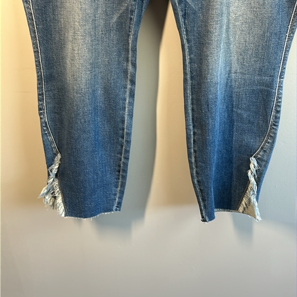 Judy Blue Skylar High Waist Hem Detail Skinny Jeans Size 24W - Picture 6 of 16